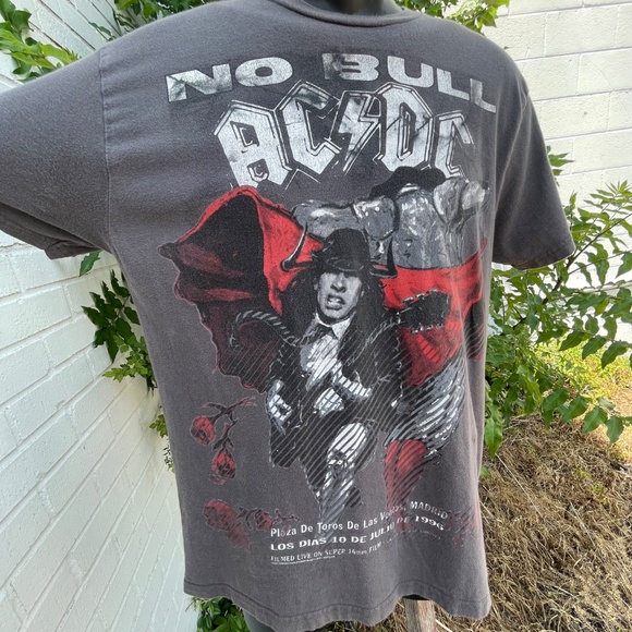 Men's/Unisex Sz Med. Grey 100% Cotton ACDC "No Bull" T-shirt - Picture 14 of 16